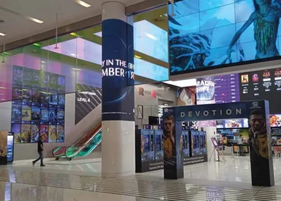 Mercato Shopping Centre, Dubai- Flexible LED Screen