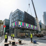 How to Choose an LED Screen in UAE & Why Makers24 Is the Best Choice (2025 Guide)