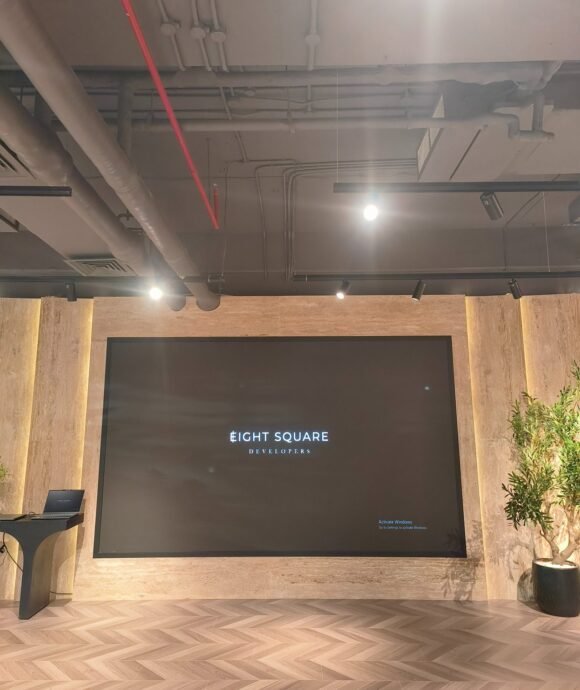 Eight Square Developers – Emaar Business Park 4