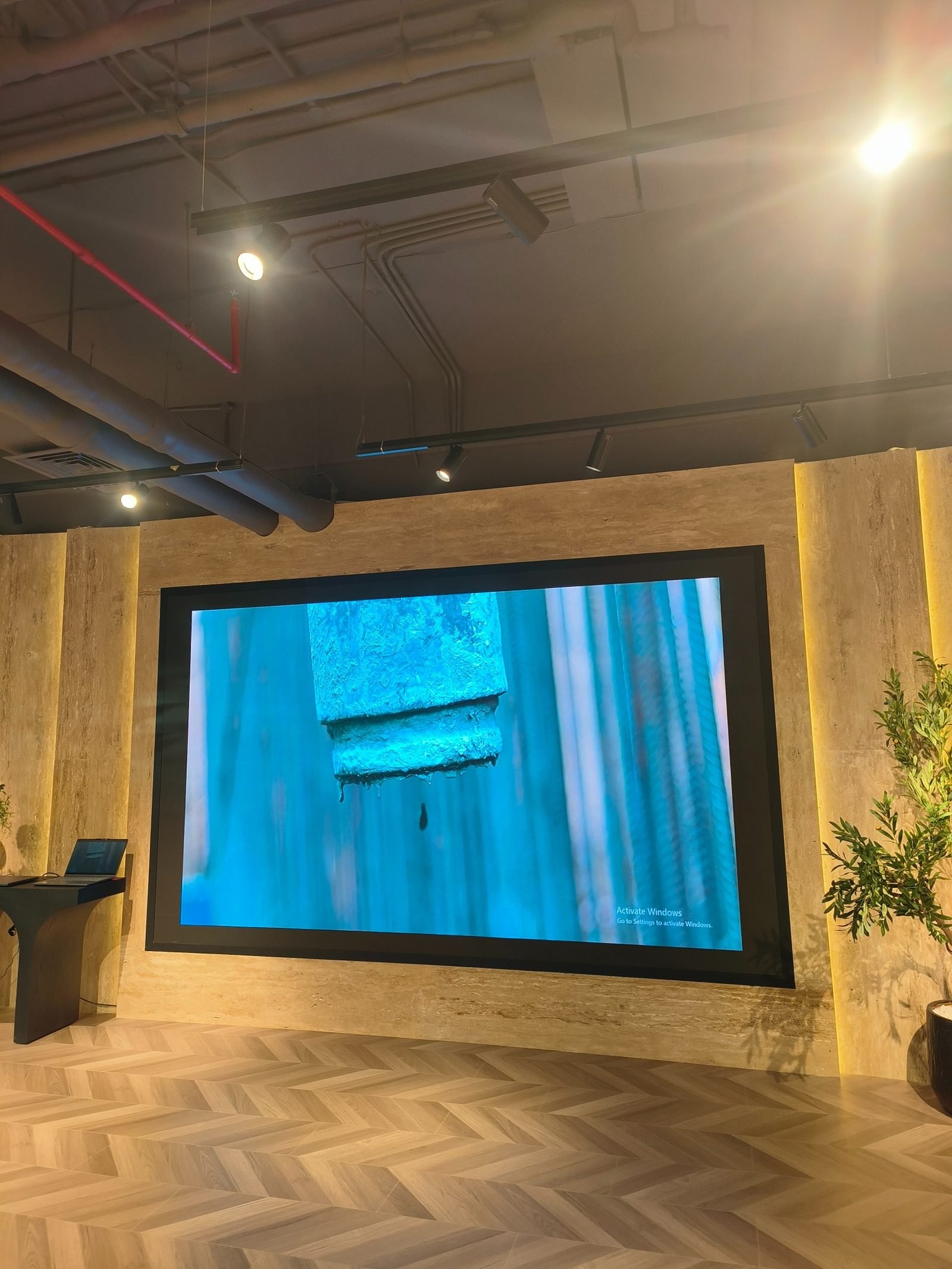 Eight Square Developer Eight Square Developers – Emaar Business Park 4 - LED Screen Supplier ...